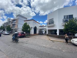 hotel zacatecas courts