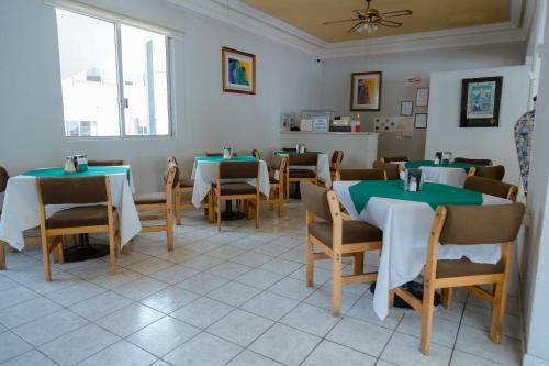 hotel zacatecas courts