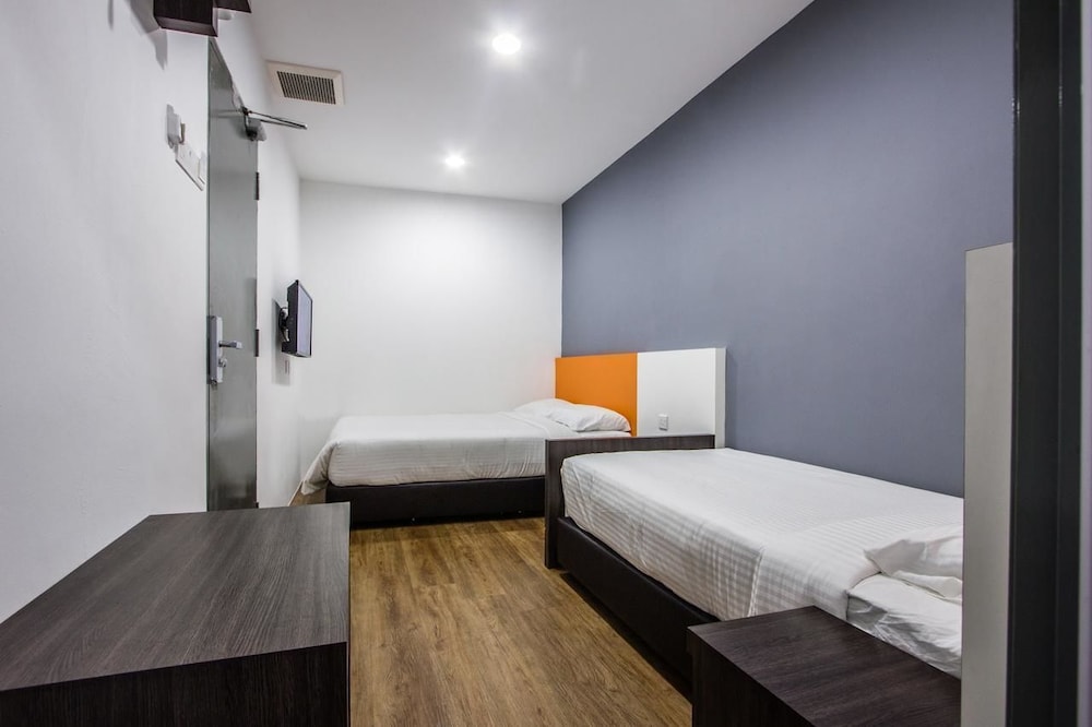 big orange hotel jitra