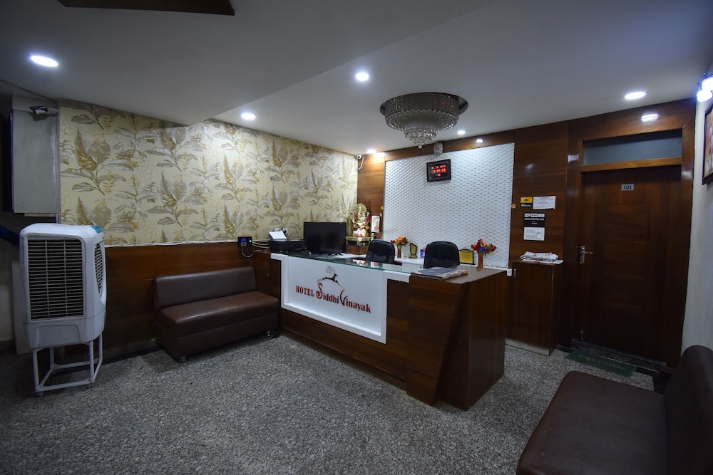 oyo 60291 hotel siddhi vinayak