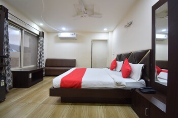 oyo 60291 hotel siddhi vinayak