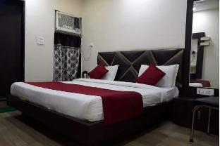 Oyo 60291 Hotel Siddhi Vinayak,1,Kampoo Tiraha,Opposite To Hans Travels,3 star