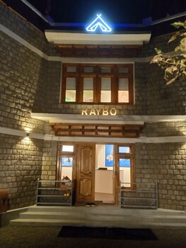 raybo hostel