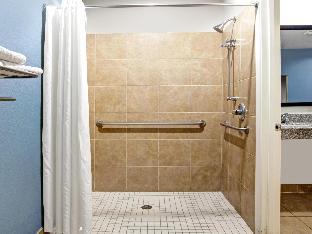 super 8 by wyndham houston north i 45