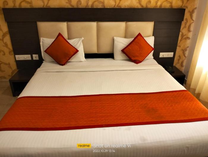 ashoka hotel by wb inn