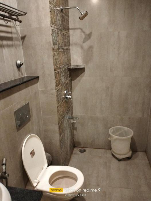 ashoka hotel by wb inn