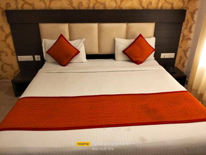 ashoka hotel by wb inn