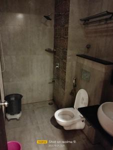 ashoka hotel by wb inn