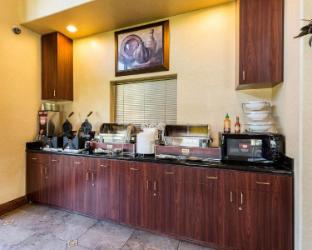 comfort suites near nasa clear lake