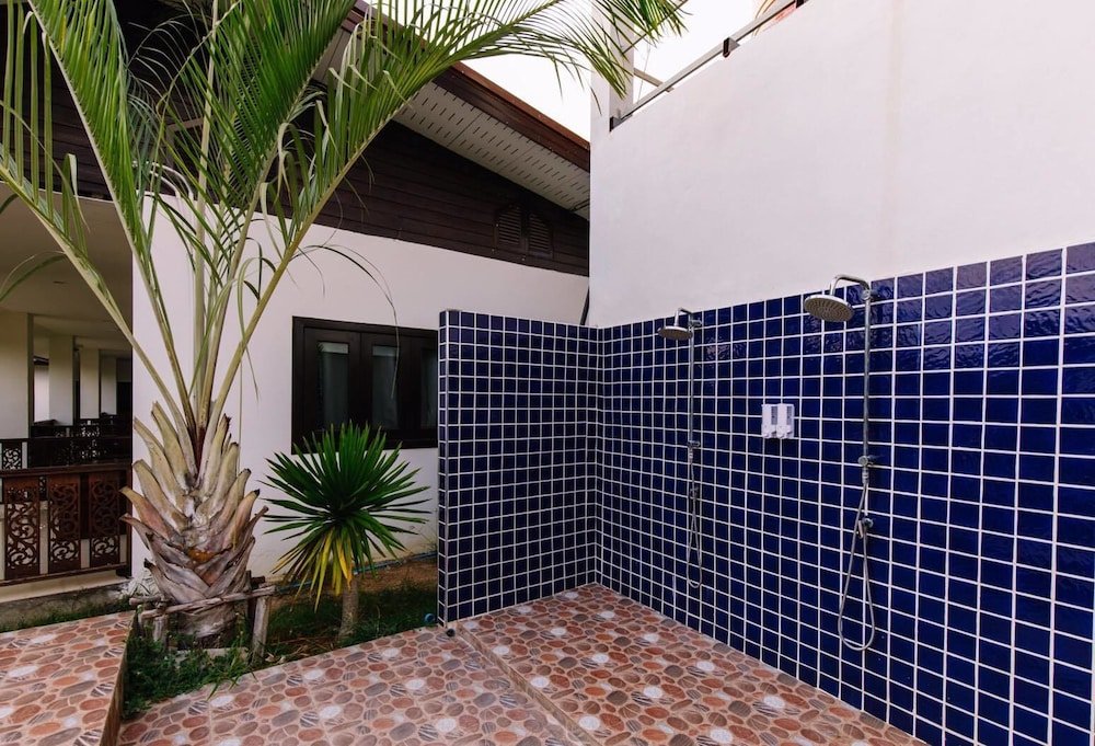 baankiangnam pattaya resort