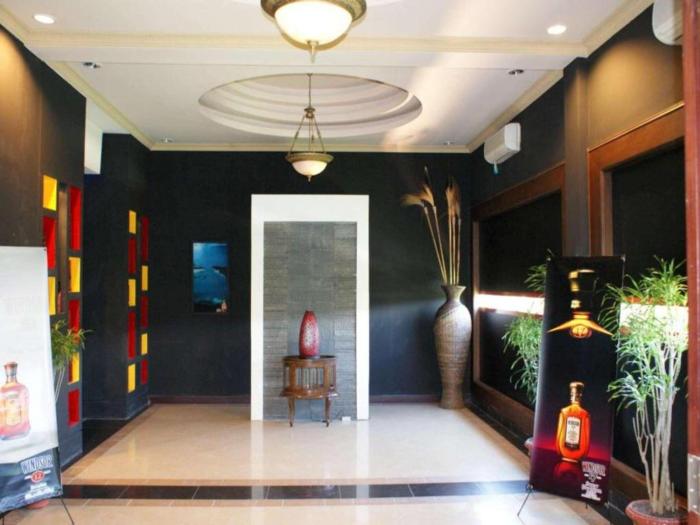 green wattana hotel sentul