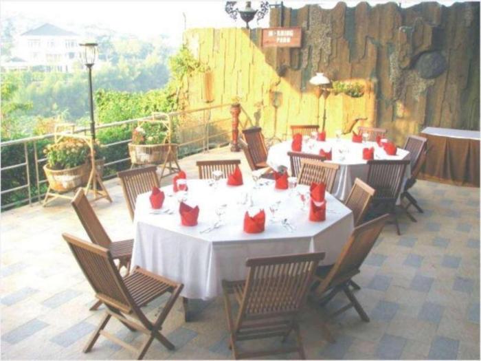 green wattana hotel sentul