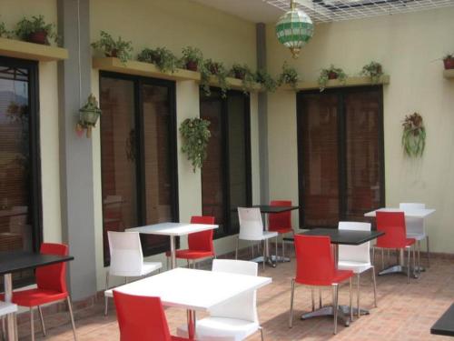 green wattana hotel sentul