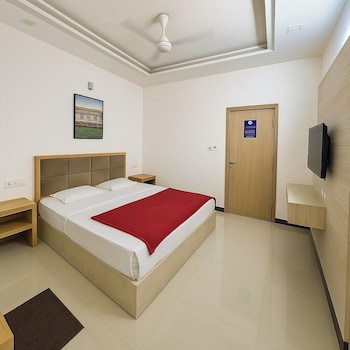 stayguru usha residency
