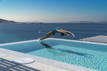 mykonos riviera
