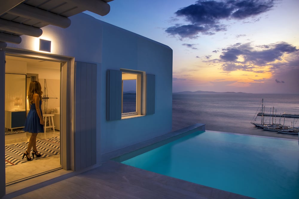 mykonos riviera