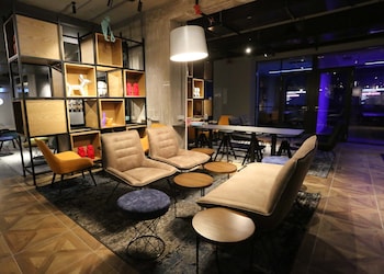 link hotel and hub by dan hotels