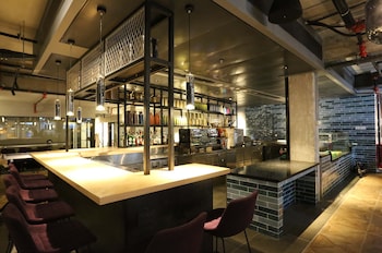 link hotel and hub by dan hotels