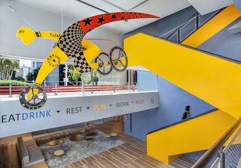 link hotel and hub by dan hotels