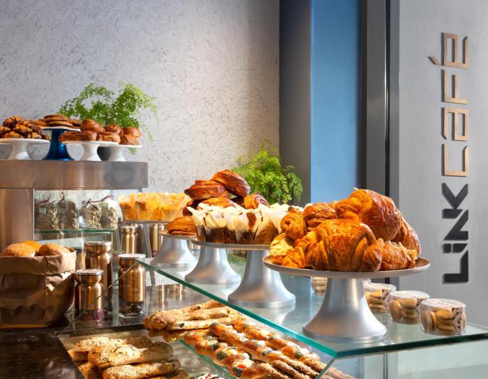 link hotel and hub by dan hotels