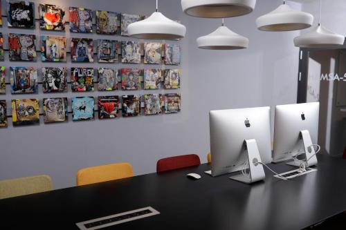 link hotel and hub by dan hotels