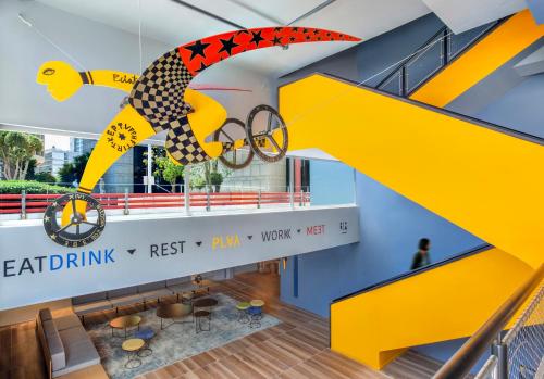 link hotel and hub by dan hotels
