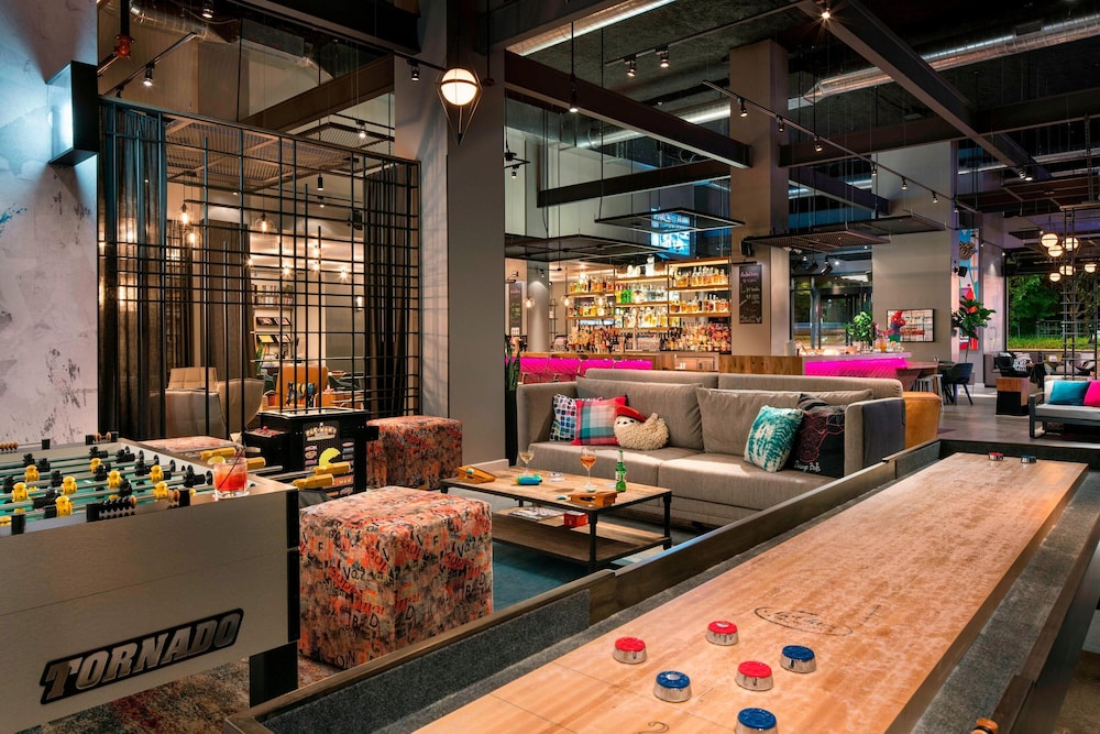 moxy chicago downtown