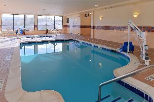 Hampton Inn & Suites Casper,Evansville>>Casper,3 star