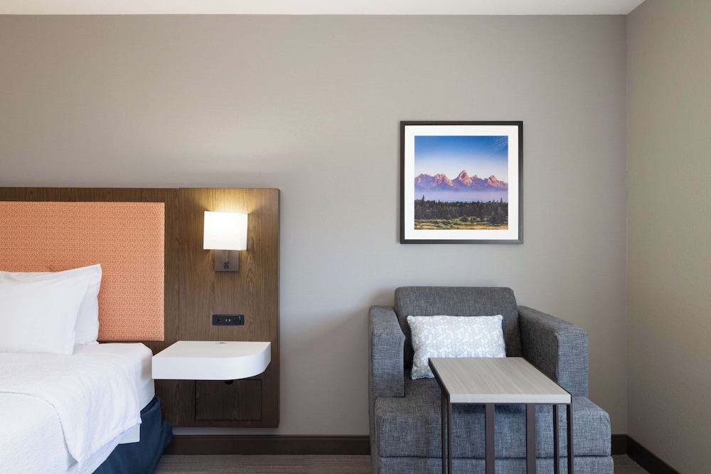 hampton inn and suites casper