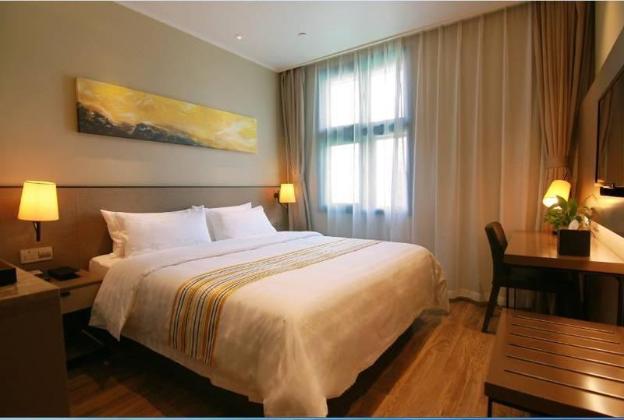 home inn plus shanghai huaihai road sinan road