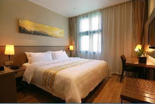 home inn plus shanghai huaihai road sinan road