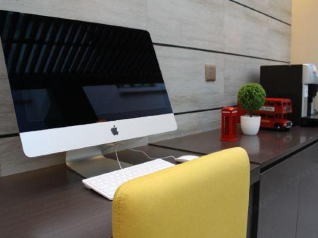 home inn plus shanghai huaihai road sinan road