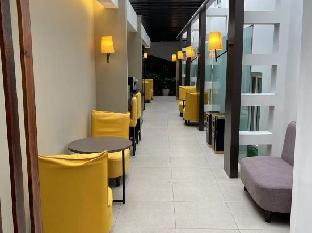home inn plus shanghai huaihai road sinan road