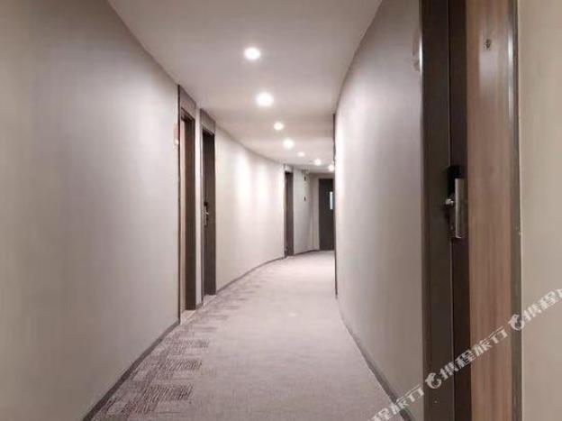 home inn nanchang yingbin avenue jiangling