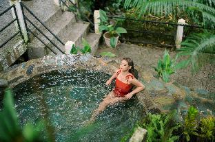 samkara restaurant and garden resort