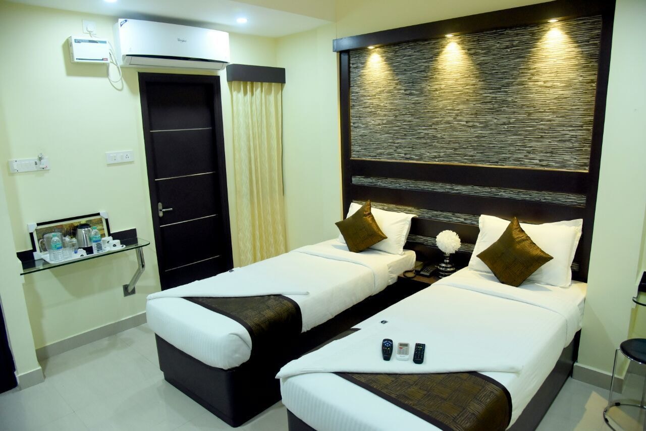 hotel white mount