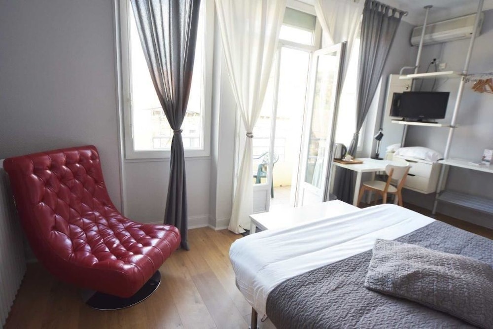 hotel de paris capdenac