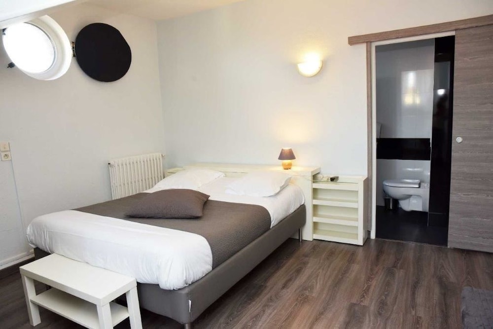 hotel de paris capdenac