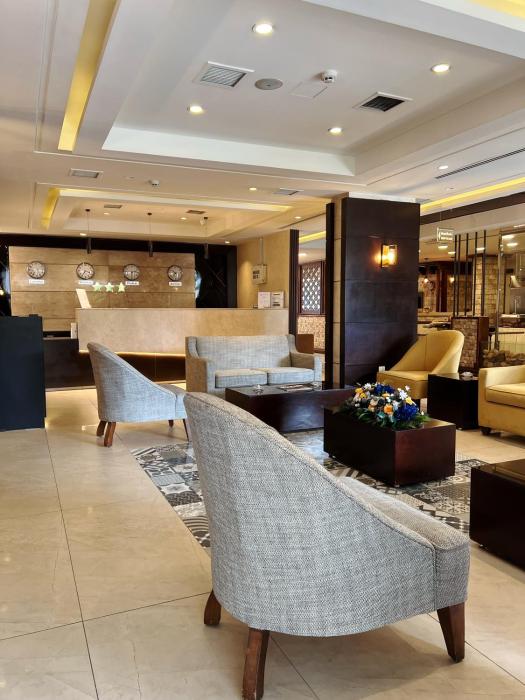 the seventh star hotel suites