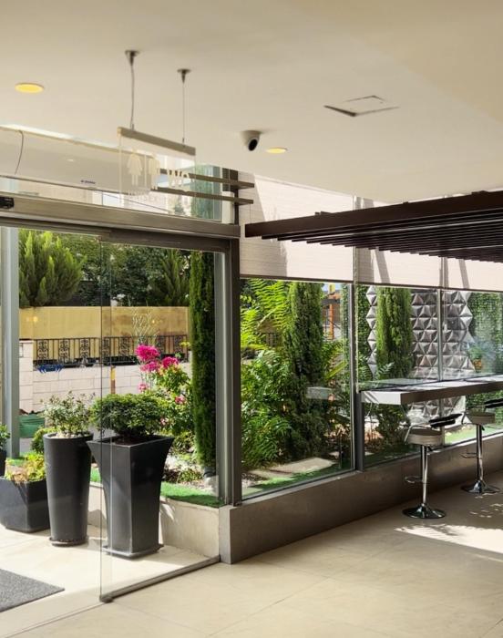 the seventh star hotel suites