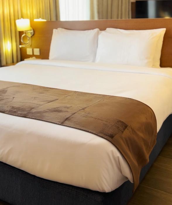 the seventh star hotel suites