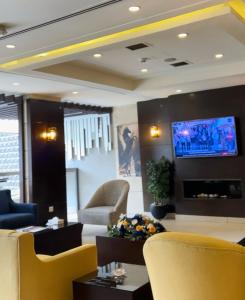 the seventh star hotel suites