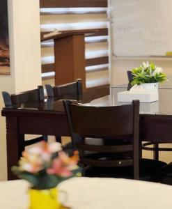 the seventh star hotel suites