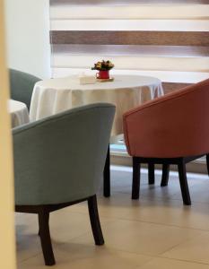 the seventh star hotel suites