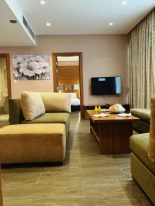 the seventh star hotel suites