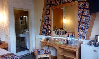 parklands shade hotel