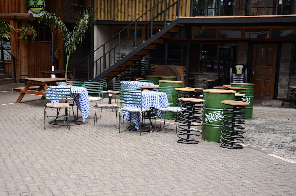 parklands shade hotel