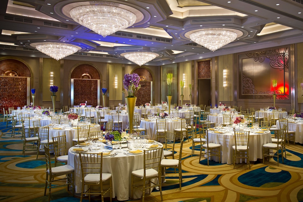 dusit thani manila