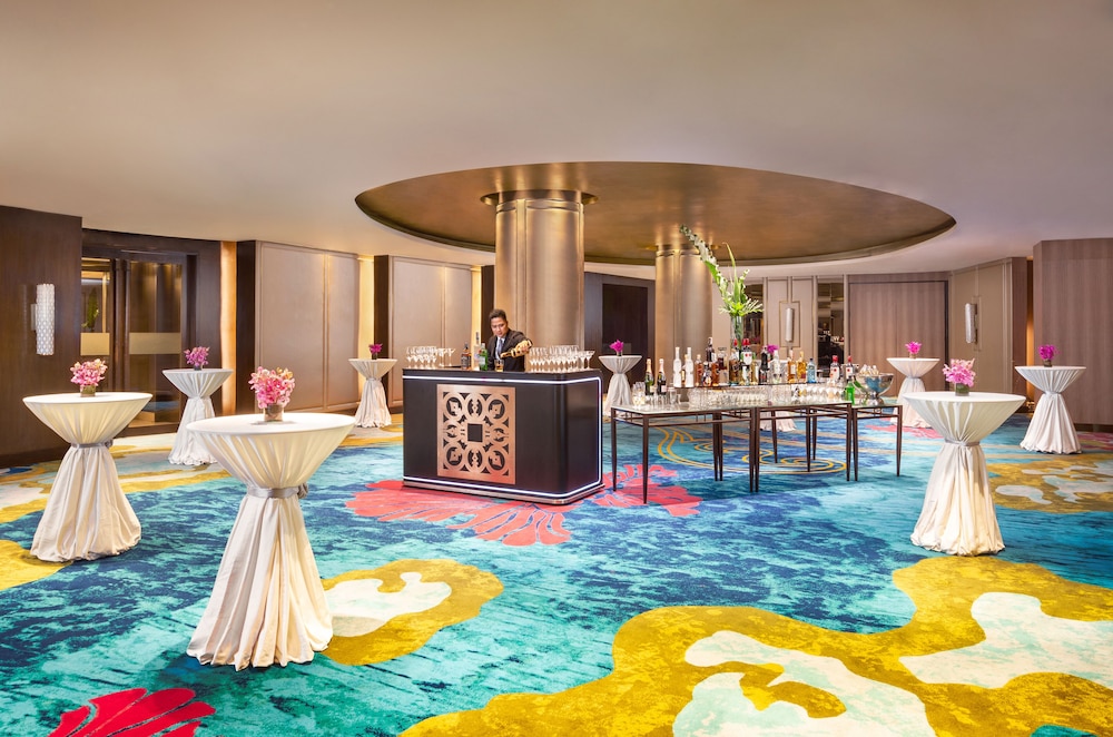 dusit thani manila