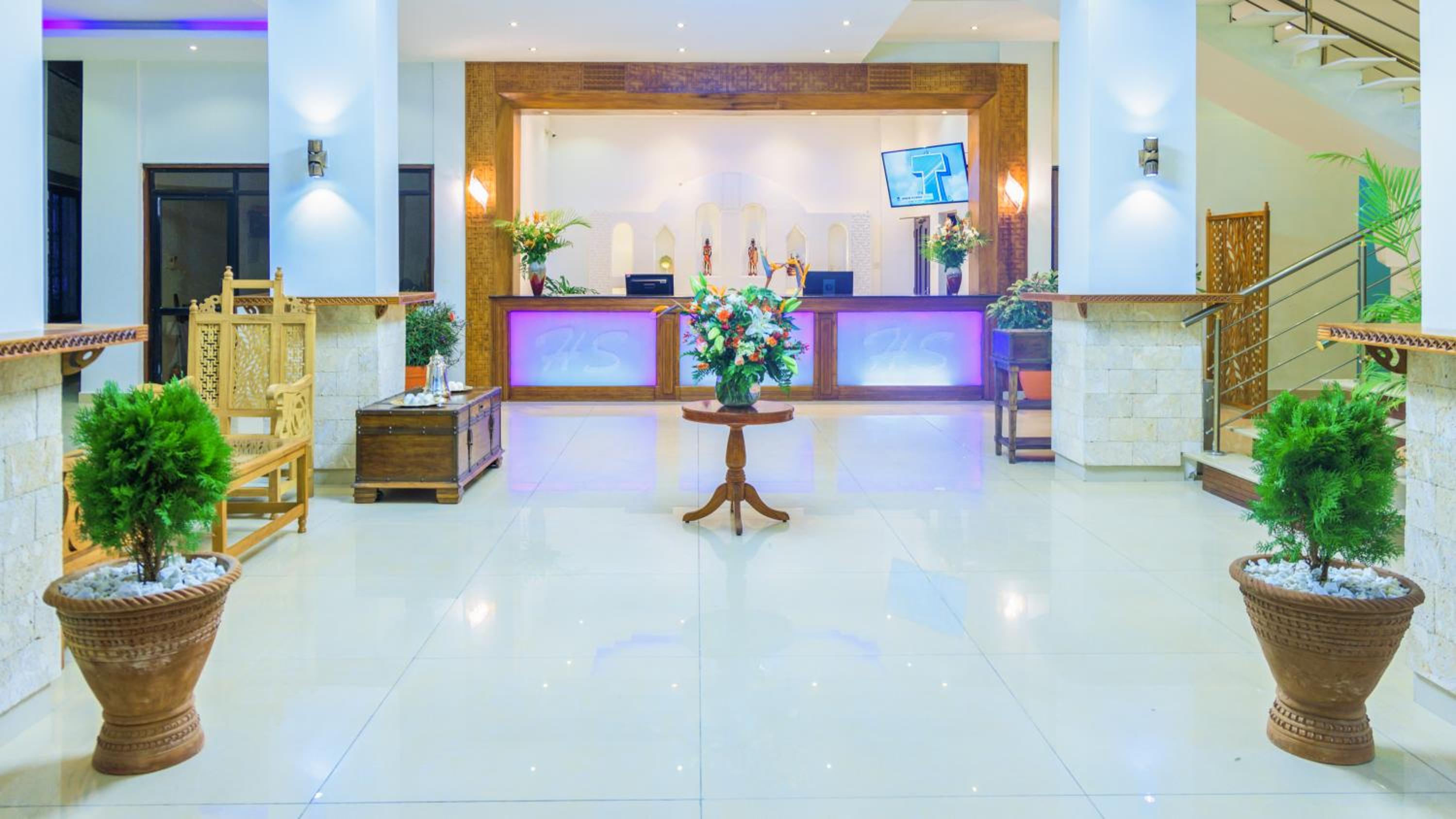 hotel sapphire